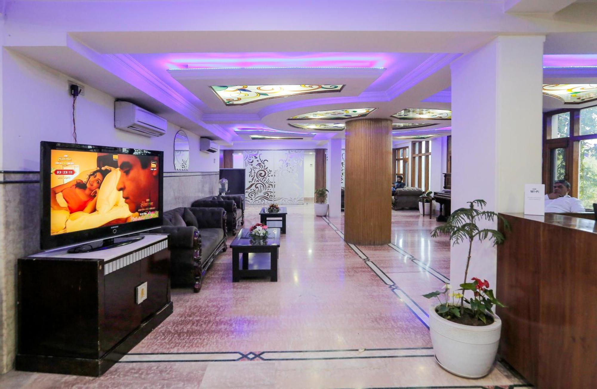 Hotel The Residency Srinagar Exterior foto